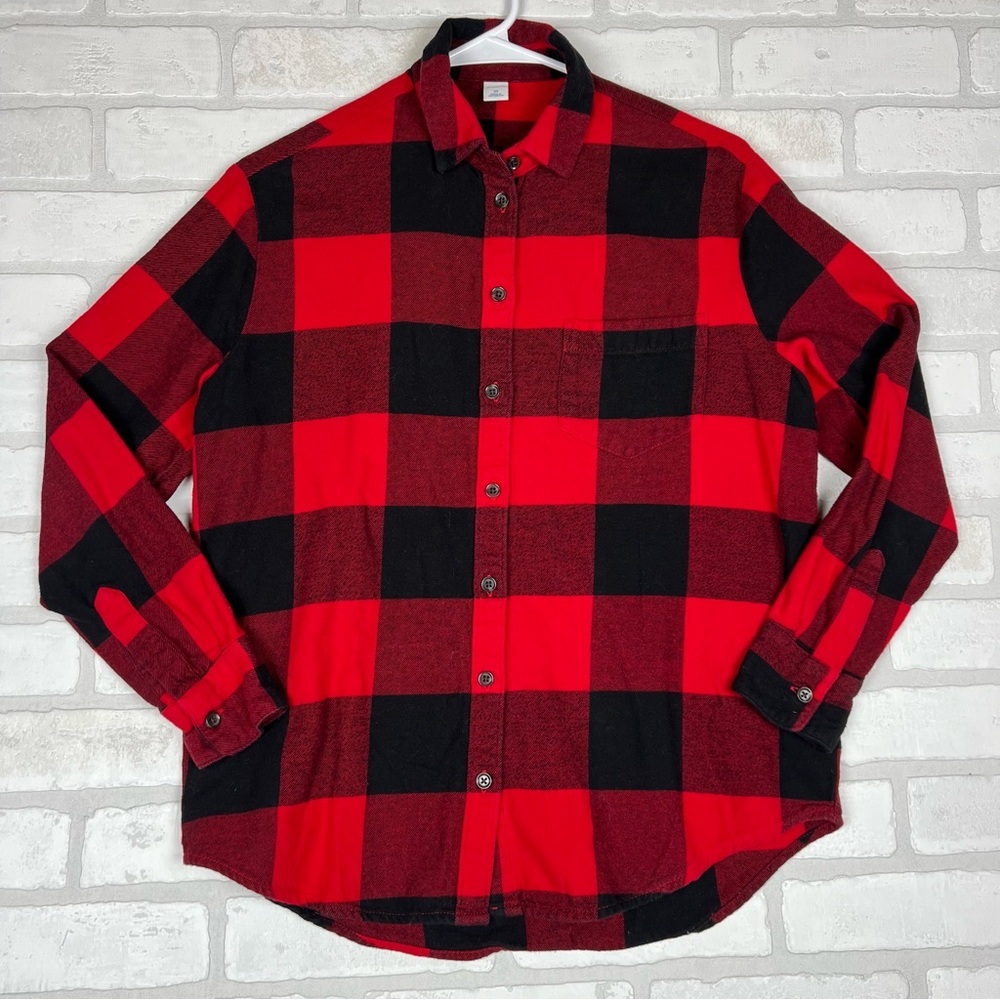 Old Navy Womens XS Red Black Buffalo Plaid Flannel Button Up Shirt Long Sleeve
